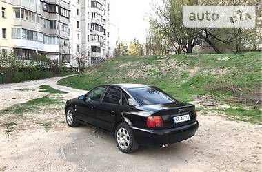 Седан Audi A4 1998 в Киеве