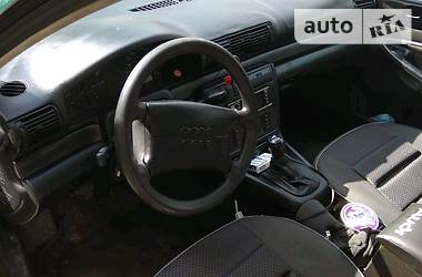 Седан Audi A4 1997 в 