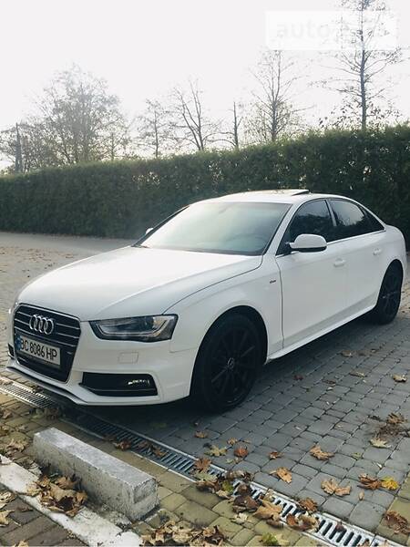 Седан Audi A4 2015 в Львові