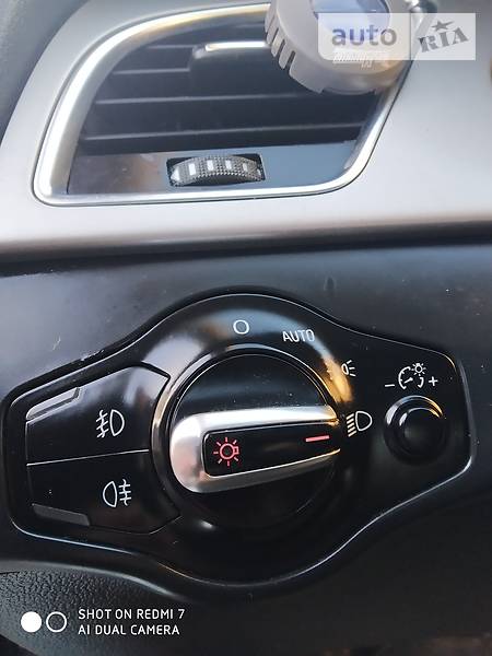 Седан Audi A4 2012 в Лановцах