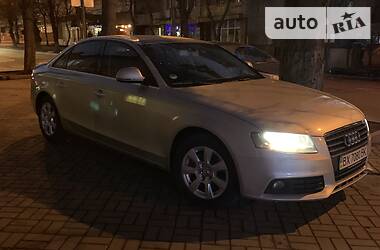 Седан Audi A4 2010 в Хмельницком