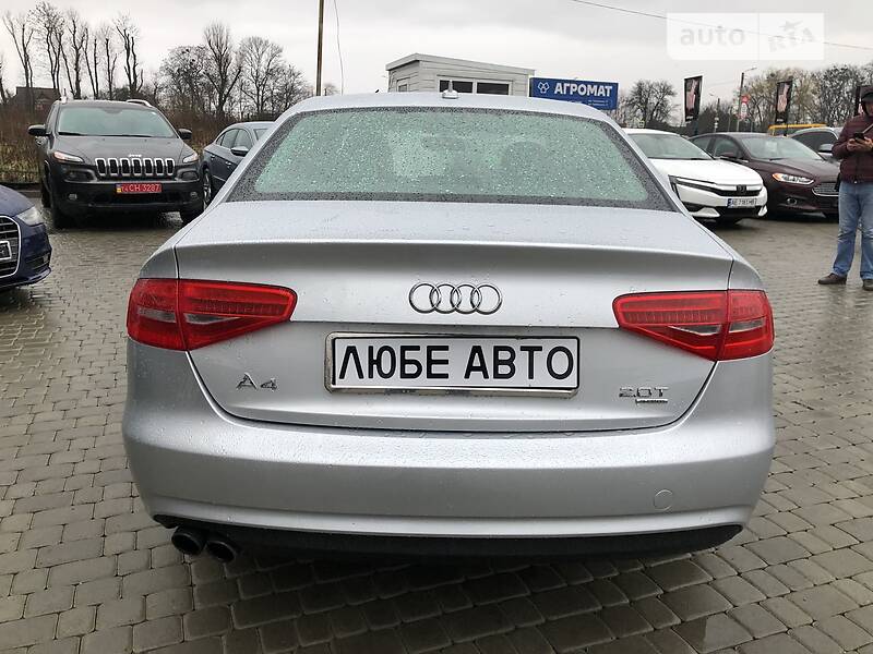 Седан Audi A4 2013 в Львові