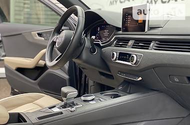 Седан Audi A4 2017 в 