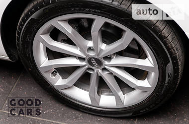 Седан Audi A4 2018 в 