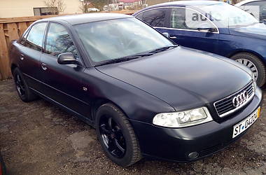 Седан Audi A4 2000 в 