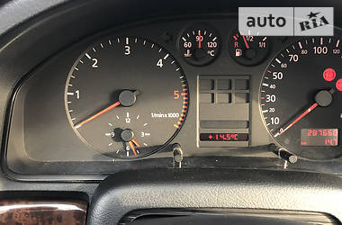 Седан Audi A4 1999 в 