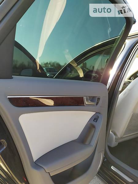 Седан Audi A4 2011 в Львові