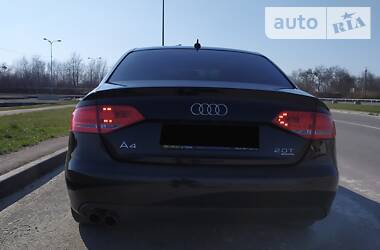 Седан Audi A4 2011 в 