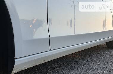 Седан Audi A4 2014 в 