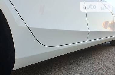 Седан Audi A4 2014 в 