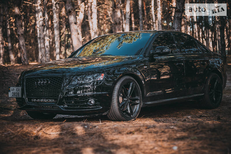 Седан Audi A4 2012 в Запоріжжі