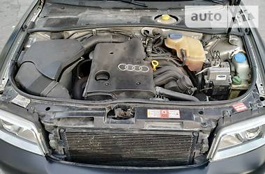 Седан Audi A4 2000 в 