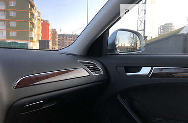 Седан Audi A4 2009 в 