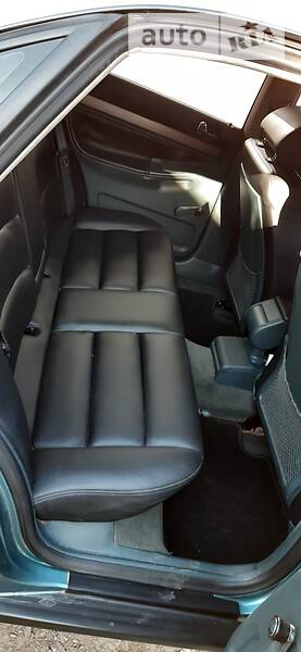 Седан Audi A4 1999 в Сваляві