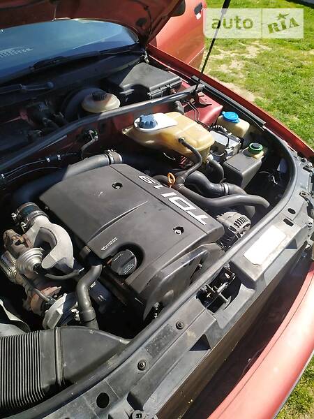 Седан Audi A4 1996 в Яворове