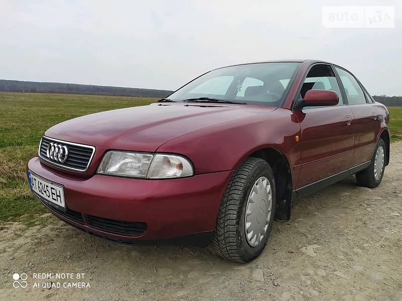 Седан Audi A4 1999 в 