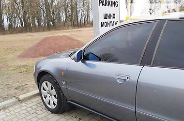 Седан Audi A4 1996 в Овручі