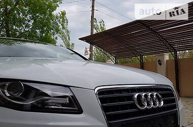 Седан Audi A4 2012 в 