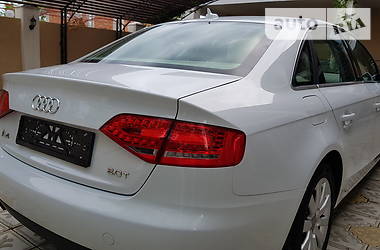 Седан Audi A4 2012 в 
