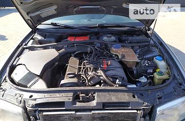 Седан Audi A4 1997 в 