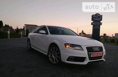 Седан Audi A4 2011 в Стрые