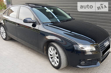 Седан Audi A4 2011 в Тернополе