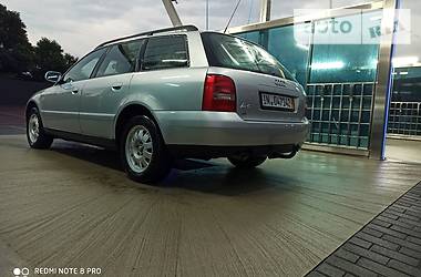 Універсал Audi A4 2001 в 