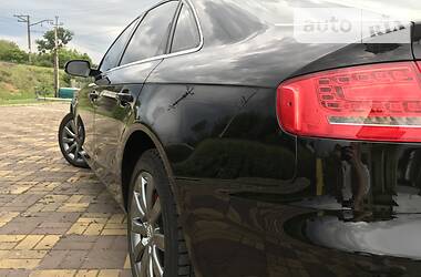 Седан Audi A4 2011 в 