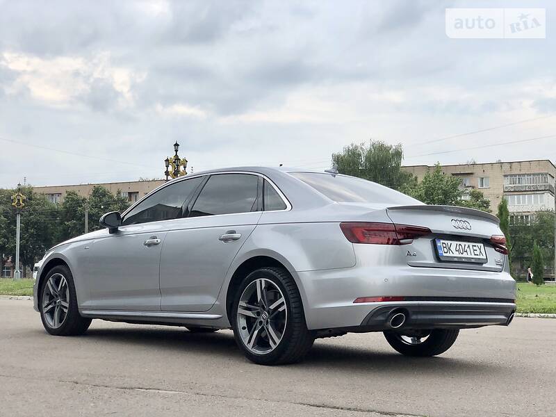 Седан Audi A4 2018 в Рівному