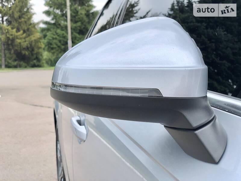 Седан Audi A4 2018 в Рівному