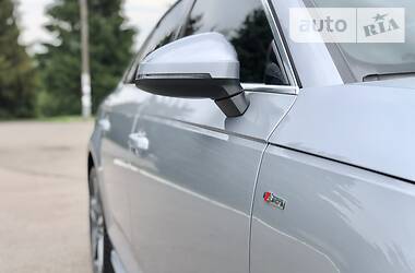 Седан Audi A4 2018 в Ровно