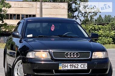 Седан Audi A4 1996 в Одессе