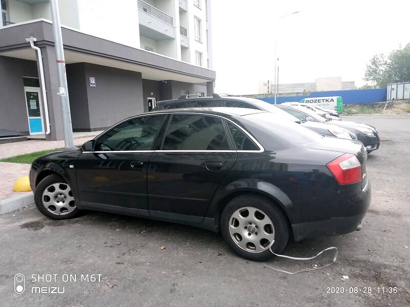 Седан Audi A4 2004 в Киеве