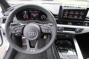 Седан Audi A4 2020 в Киеве