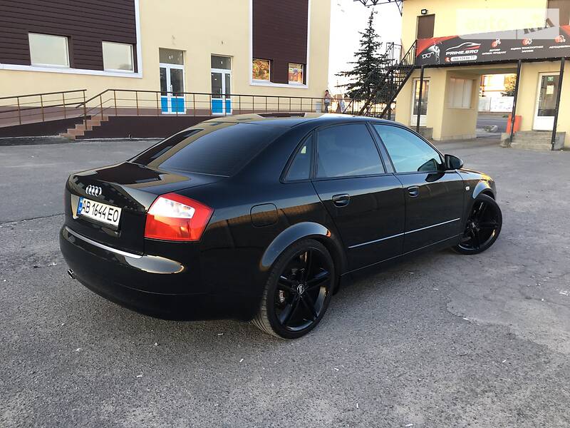 Седан Audi A4 2001 в Виннице