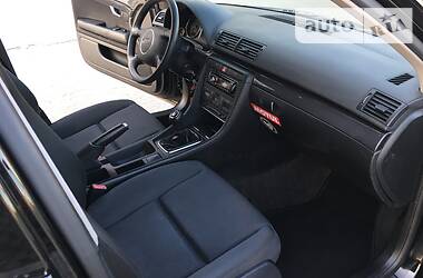 Седан Audi A4 2001 в 