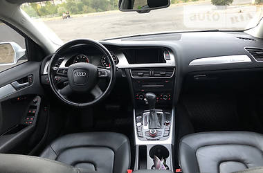 Седан Audi A4 2011 в Кривому Розі