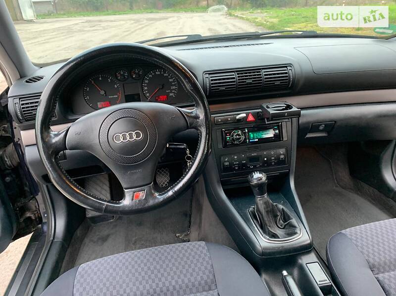 Седан Audi A4 2000 в Бучачі