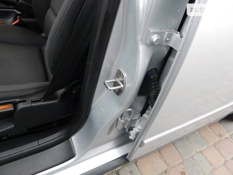Универсал Audi A4 2002 в Сарнах