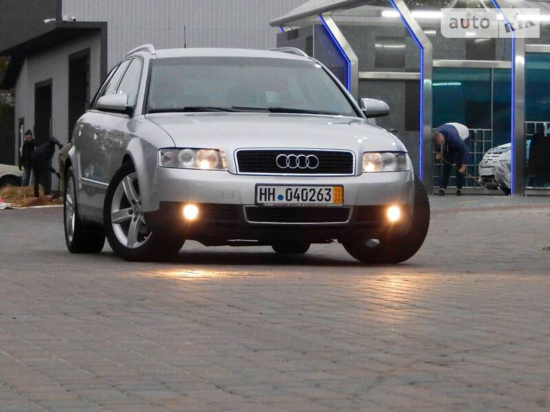 Универсал Audi A4 2002 в Сарнах