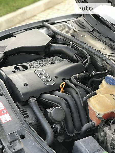 Седан Audi A4 1999 в Стрые