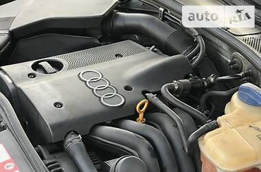 Седан Audi A4 1999 в 