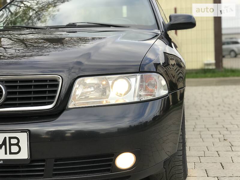 Седан Audi A4 2000 в Стрые