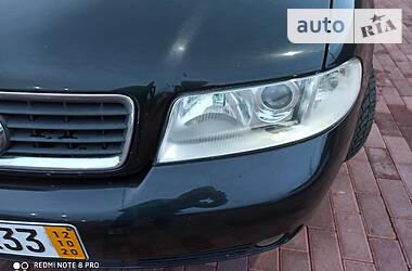 Универсал Audi A4 2000 в 