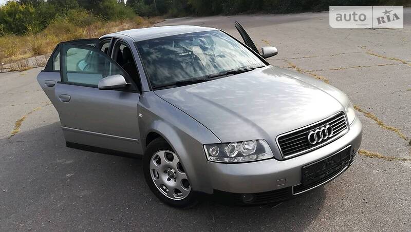 Седан Audi A4 2005 в Миронівці