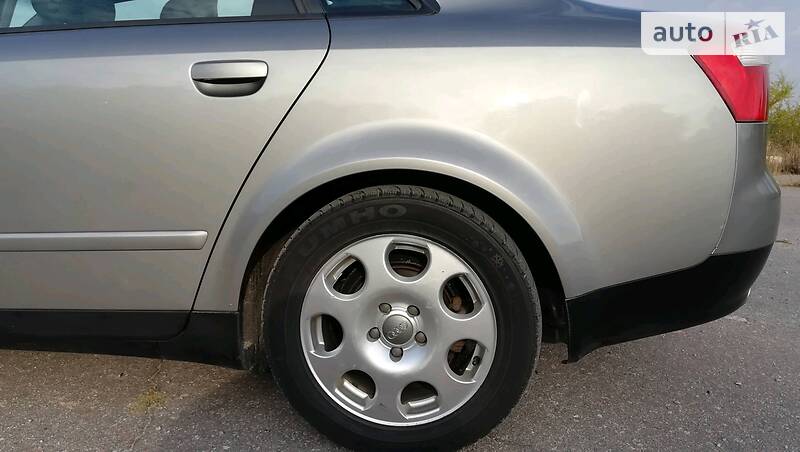 Седан Audi A4 2005 в Миронівці