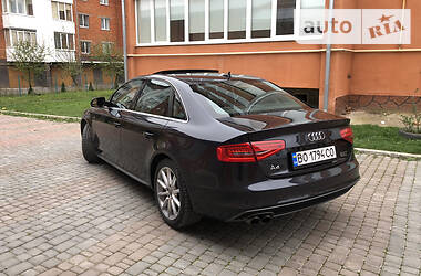 Седан Audi A4 2014 в Чорткове