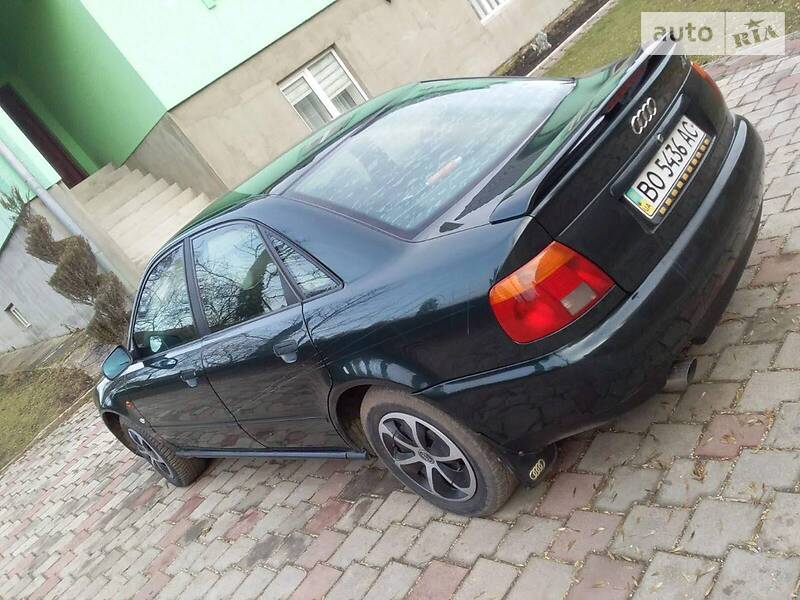 Седан Audi A4 1995 в Тернополе