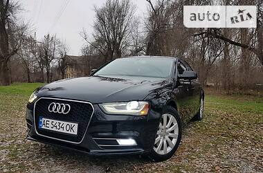 Седан Audi A4 2013 в Кривом Роге