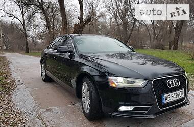 Седан Audi A4 2013 в Кривом Роге